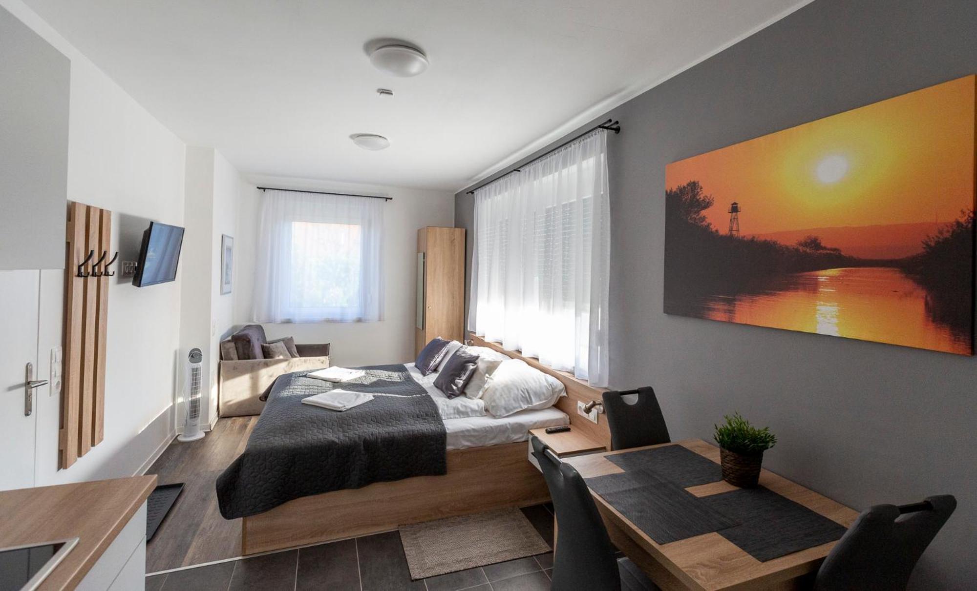 Horvath Apartman Fertőd Exterior foto
