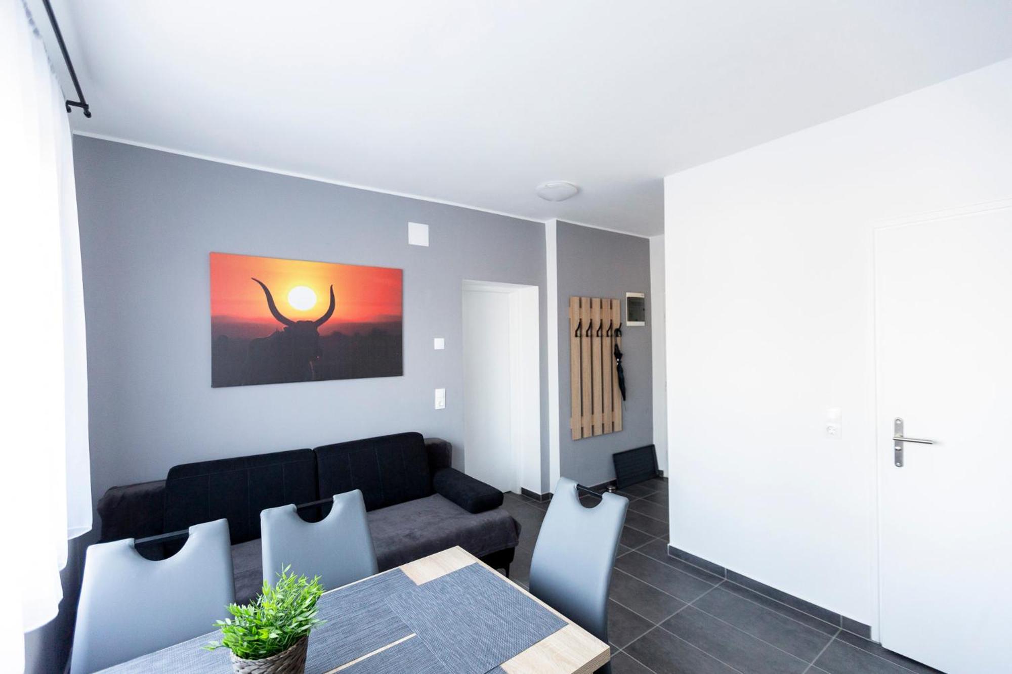 Horvath Apartman Fertőd Exterior foto